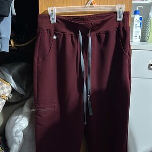Burgundy figs high waisted jogger scrub pants